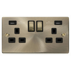Click Deco Double Plug Socket & Twin USB Ports