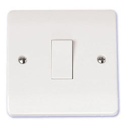 Scolmore Click Mode 10A Intermediate Switch White